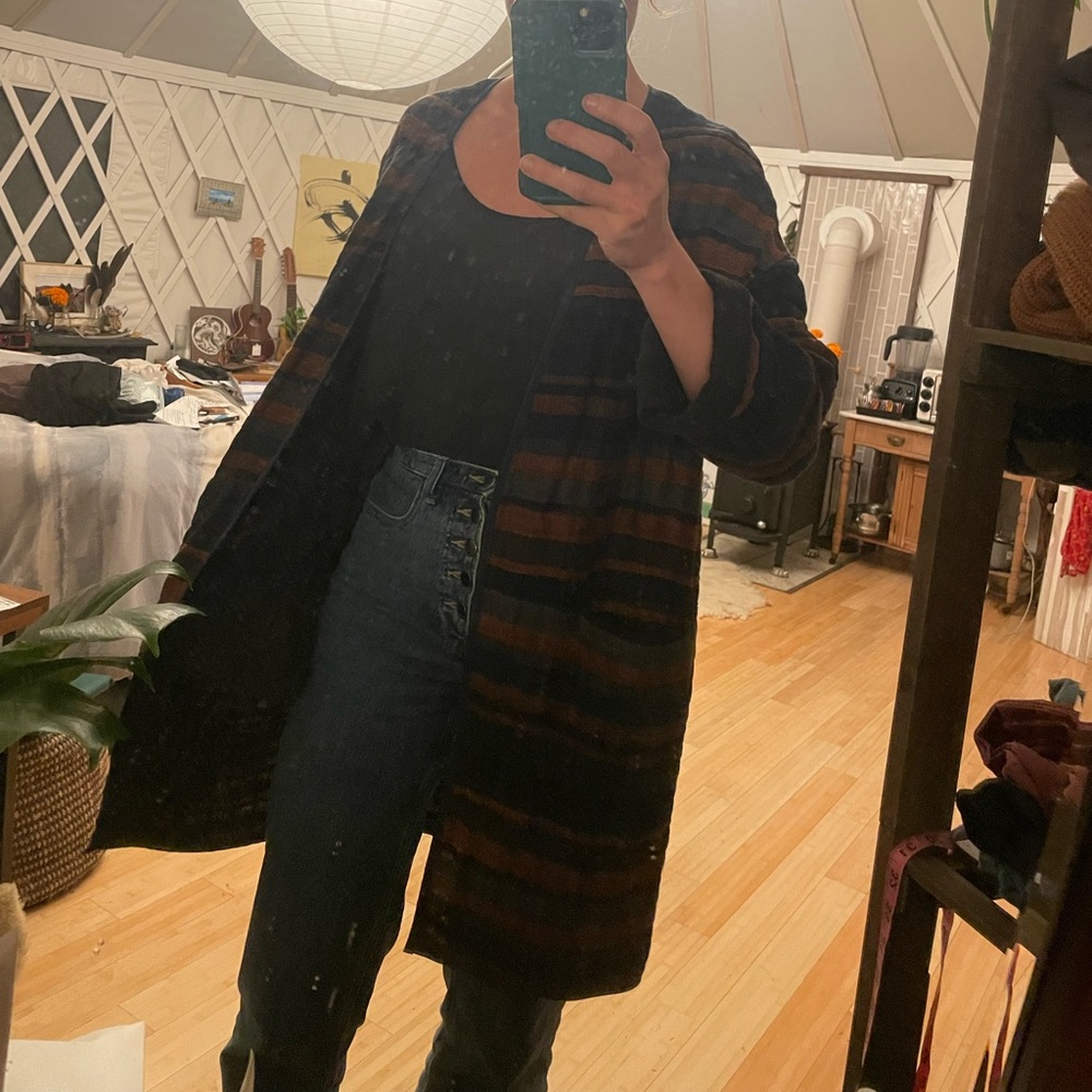 Beata Design Studio linen Viola Coat - Picture 9 of 9